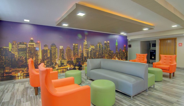 Westbridge Inn & Suites