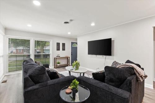 Westchester Retreat King bed