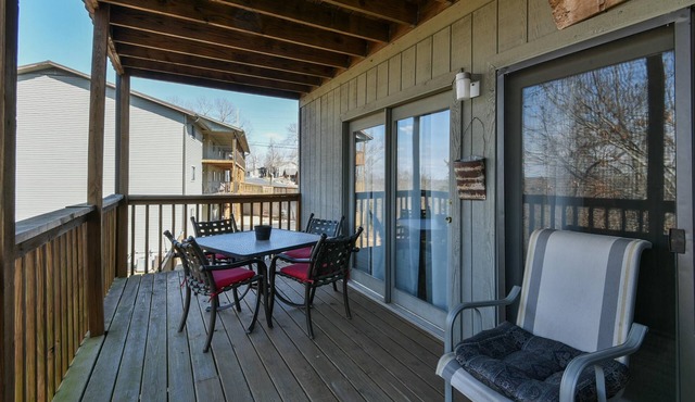 Westcreek Ranch @ Notch - NO Stairs! 2 Pools, Fishing Lake, 1 Mile to Sdc!