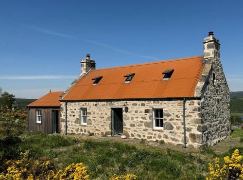 Wester Achnahanat Cottage