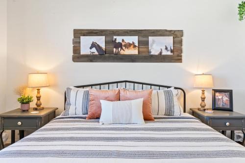 Western Caldwell Charm