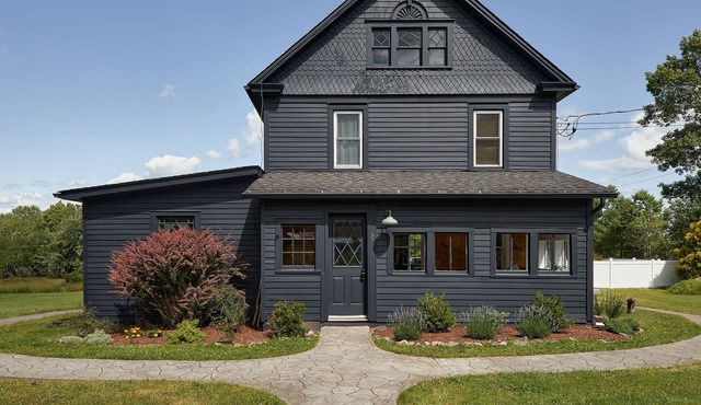Western Catskills Farmhouse with pool