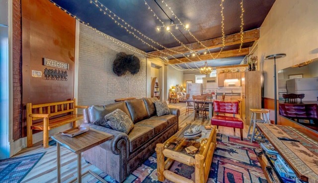 Western Elegance: Downtown Sheridan Base