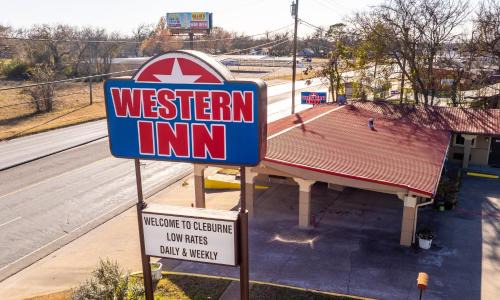 Western Inn by Capital O Cleburne TX