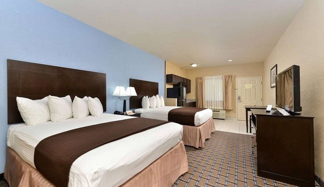 Western Inn & Suites