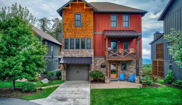 Western Ridge Lookout at Blue Ridge Mountain Club - community amenities with seasonal pool