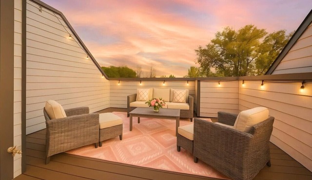 Western Vibes | Private Rooftop Lounge