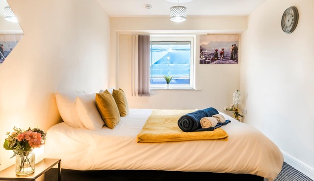 Westfield Plaza - Spacious Central Apartment