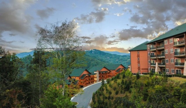 Westgate Smoky Mnt Resort! 2br/3 bath sleeps 8. We have 1 week Available 2026!