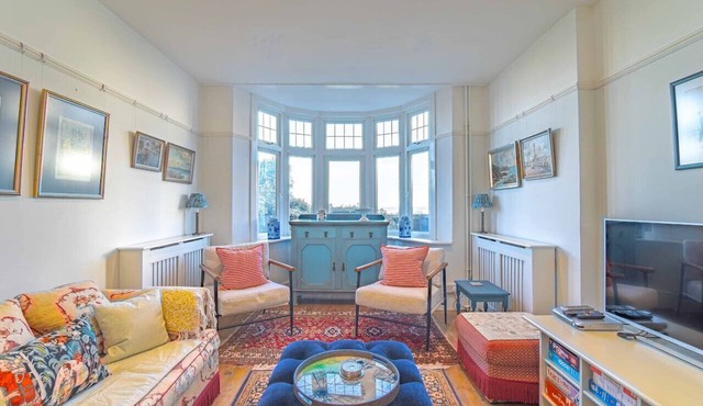 Westgate | Spectacular Sea Views | Log Burner | Sandy Beach 2 mins walk