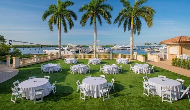 Westin Cape Coral: Waterfront Resort with 2 Restaurants & Pools