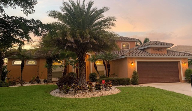 Westminster Golf Community! Conveniently located in Ft. Myers area-Lehigh Acres.