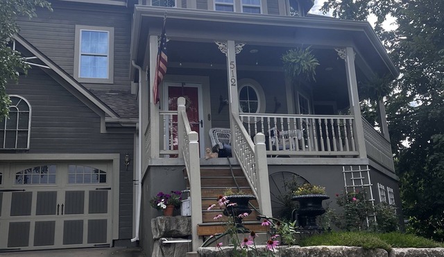 Weston Home perfectly located. Walk from the house and explore town!