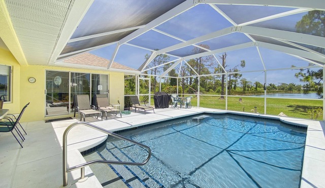 Weston's Water Watch, full refund*, heated pool, sleeps 6