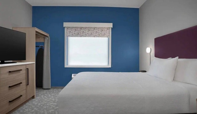 Weston Suite | 3 mi to Sawgrass Mills & Amerant Arena