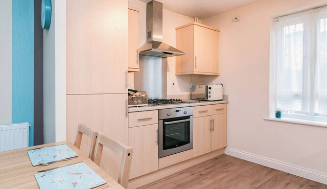 Westside Apartment 4