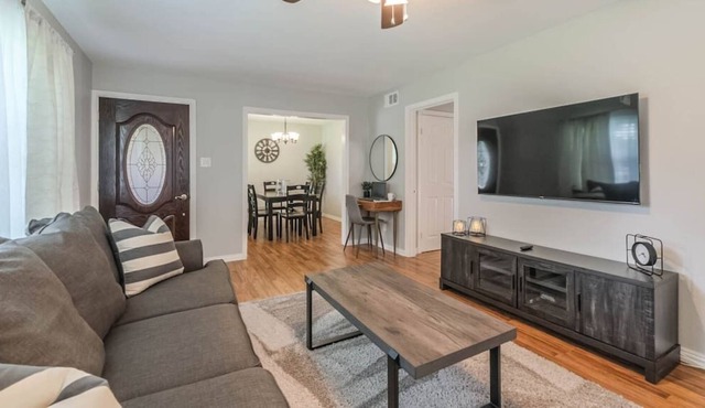 Westview Memorial, City Centre, Pet Friendly