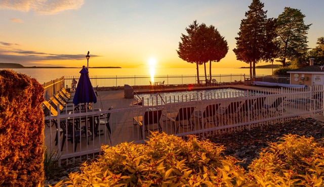 Westwood Shores Waterfront Resort