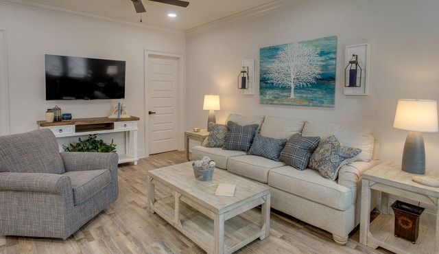 WFH-Friendly Condo Rental in Nashville, Georgia!