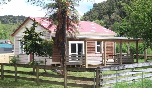 Whanga Bridge House on the Forgotten World Highway