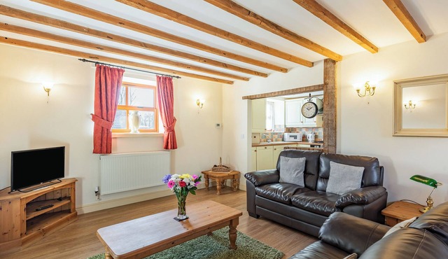 What a wonderful holiday cottage for a romantic break away.