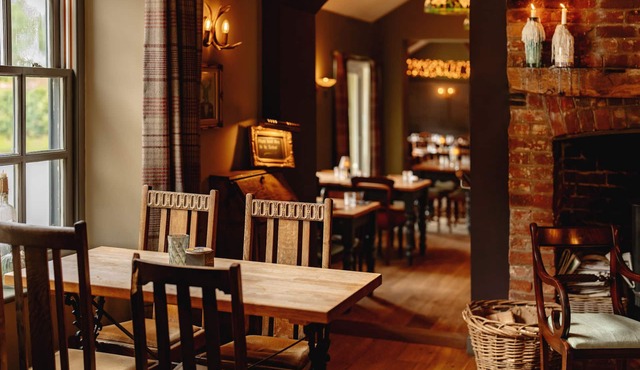 Wheatacre White Lion