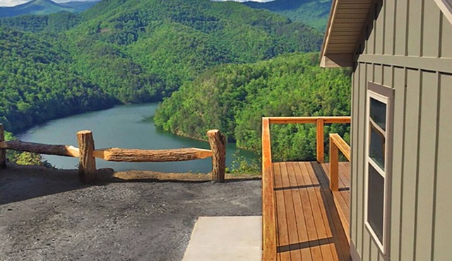 Wheelchair Access-Breathtaking Views of Mountains & Lake-Hot Tub-Fragrance Free