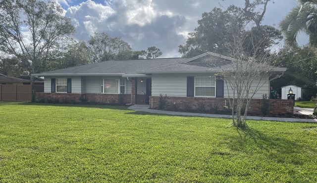 WHEELCHAIR ACCESSIBLE 3 Bedroom 2 Bathroom Home