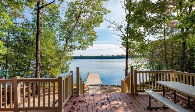 Wheeler Lake home- Great for Groups, Dock + Fire Pit