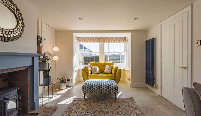 Wheelwrights Cottage - beautiful cottage by Bloom Stays, sleeping 5 guests in 3 bedrooms