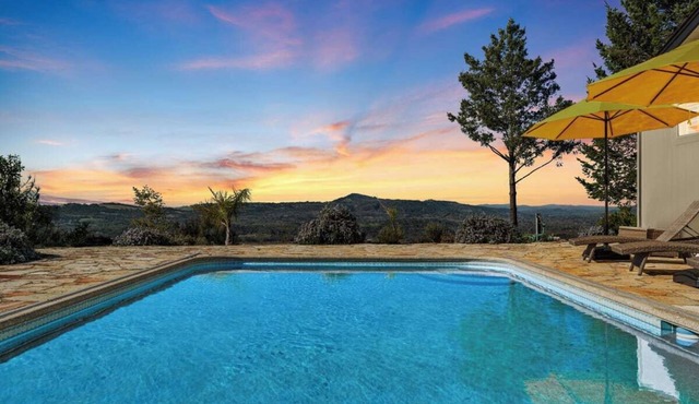 When in Glen | Panoramic View | Pool/Hot Tub