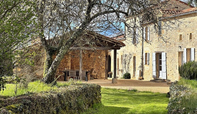 Where authenticity meets the comforts of today.Includes covered private terrace