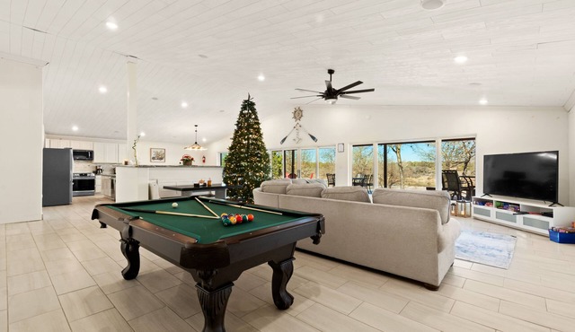 Where adventure meets relaxation-Lakeview Retreat