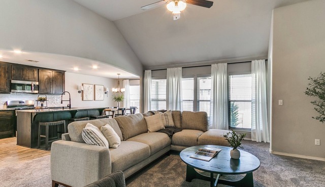 Where Comfort Meets Convenience in Crystal Creek