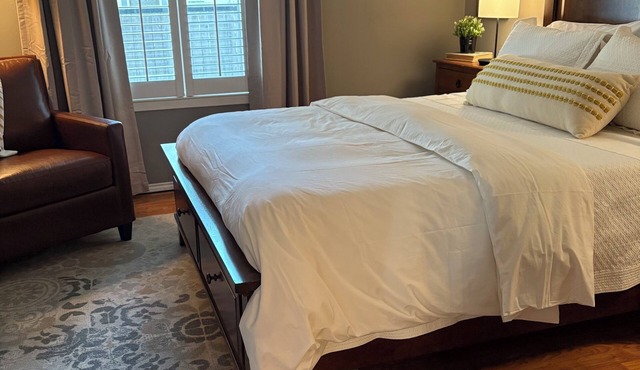 "WHERE COMFORT MEETS STYLE."