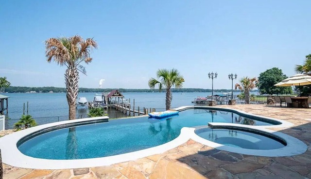 Where Family Memories Are Made | Main Channel Luxury | Pool | Sleeps 14