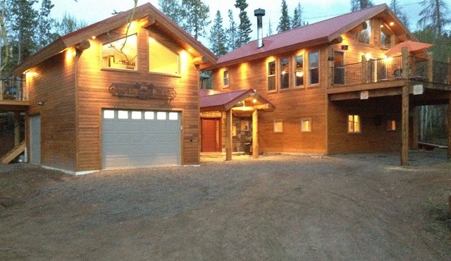 Where Luxury Meets the Outdoors Albany, Wyoming