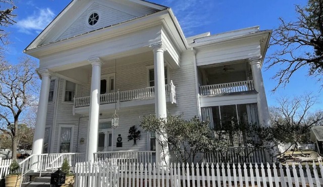 Where Modern Luxury Meets Historical Elegance