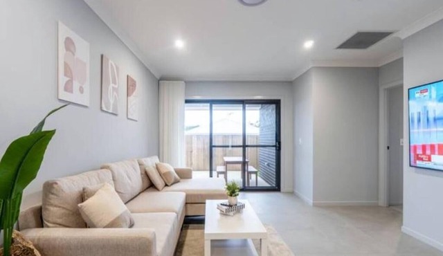 Where Spring Lives — A Quiet Home in the Suburbs