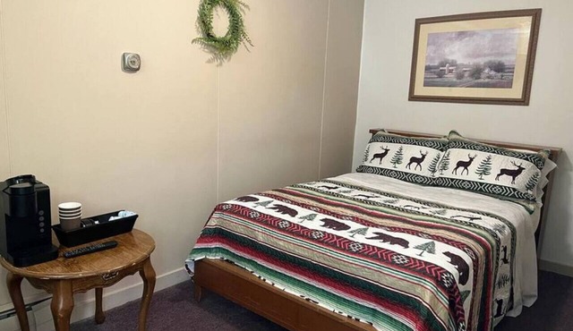 Whetstone Bay Lodge Room 1 - Sleeps 2 · Whetstone Bay Lodge Room 1 - Sleeps 2