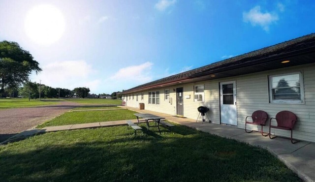 Whetstone Bay Lodge Room 5 - Sleeps 2 · Whetstone Bay Lodge Room 5 - Sleeps 2