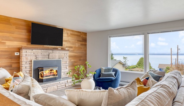 Whidbey Bliss by AvantStay | 2min to Beach + View