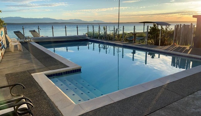 Whidbey's Finest Luxury Beachfront Compound- no-bank sandy westside beach