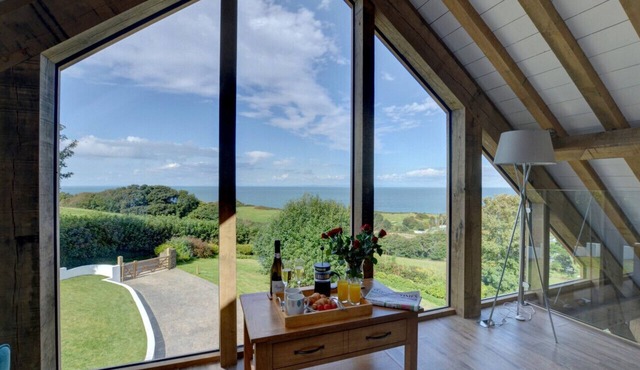 Whimbrels - Six Bedroom House, Sleeps 12