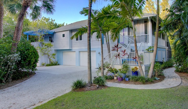Whimsea: West End, Pets OK, Pool Home on Canal!