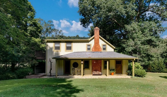 Whimsical Artists Cottage by Mountain Stream