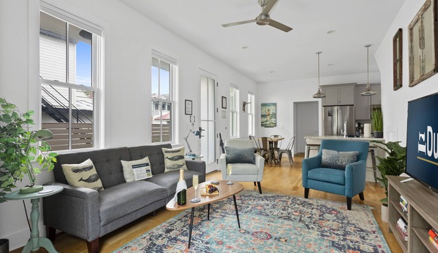 Whimsical Historic Retreat! | Globetrotter Suite C