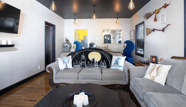 Whimsical Magic Renovated Home - Walk to Downtown from Atlantic St.