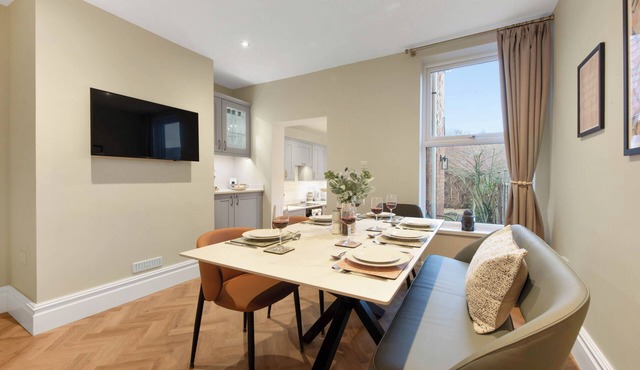 WhiskAwayHomes - Sebright Avenue - No. 8