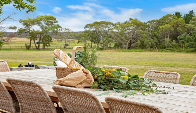 Whisky Creek – rural vistas only a stone's throw from Berrima